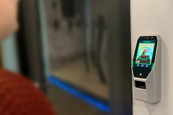 Contactless Biometrics Technology'