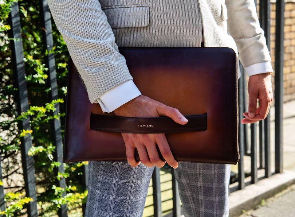 Silviano Sleeve - Legendary Craftsmanship meets Futuristic T