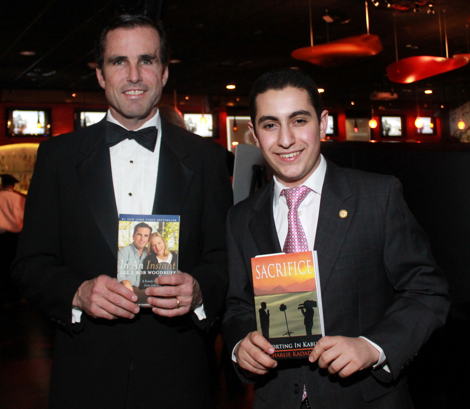 Teen Author & Aspiring Journalist Meets Hero, ABC anchor