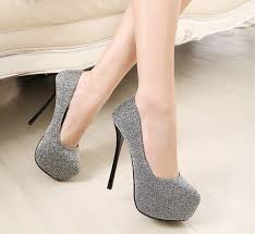 Luxury High-heels Market'