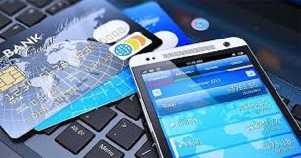 E-payment Solutions Market in India 2020 | Axis Bank, HDFC B'