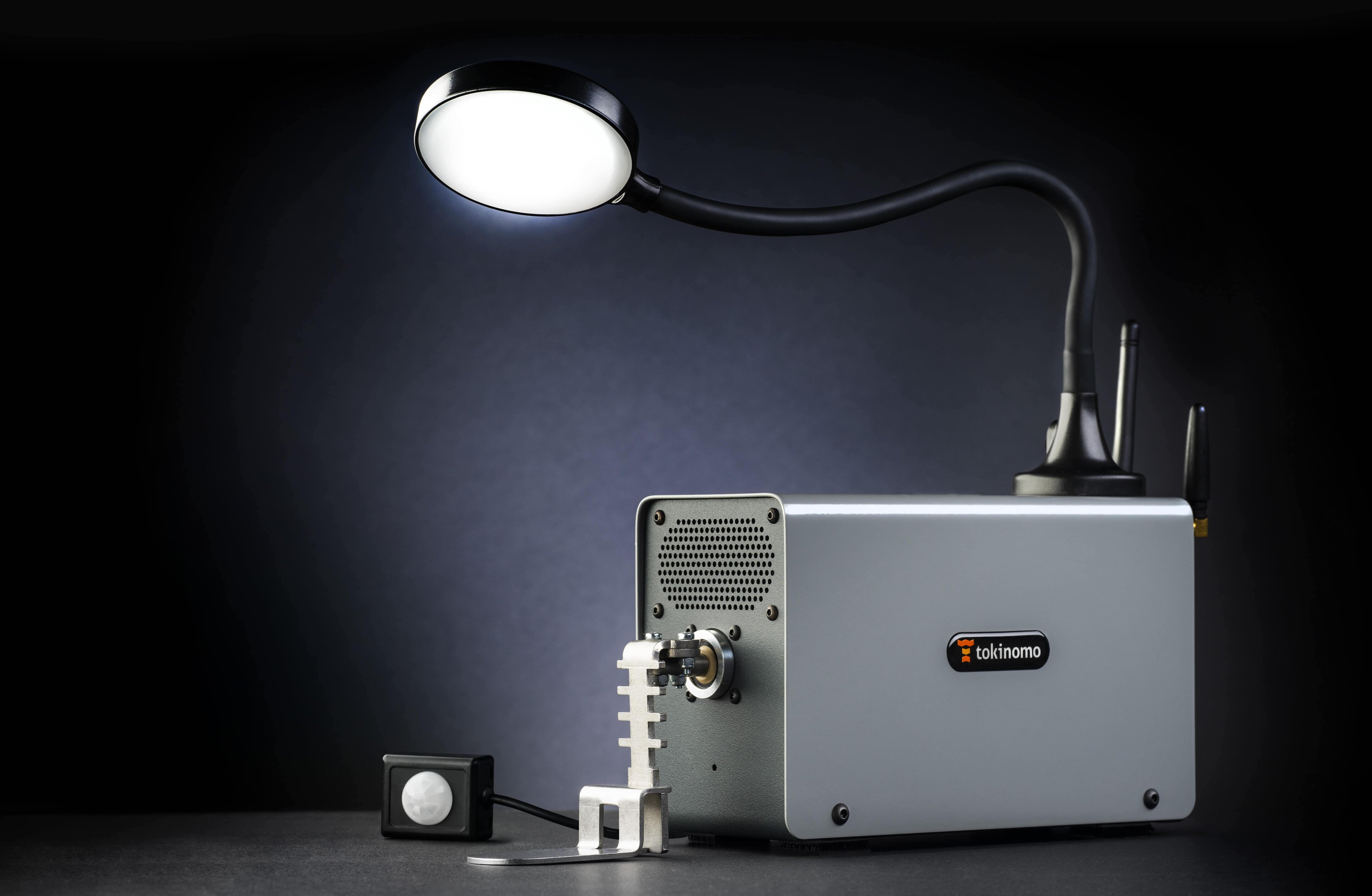 tokinomo shelf advertising robo