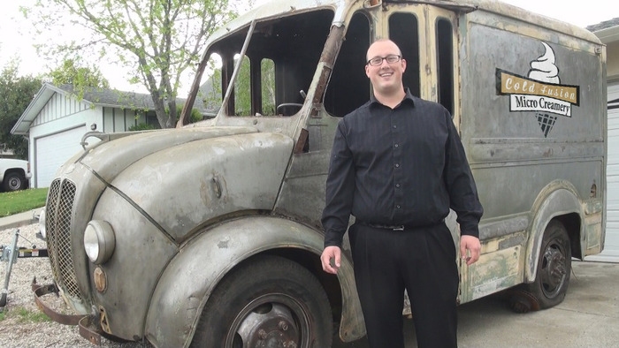 Ice Cream - Old Fashioned Service'