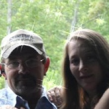 Mom &amp; Pop's Bait &amp; Beverage'