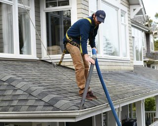 Houston Gutter Solutions Logo