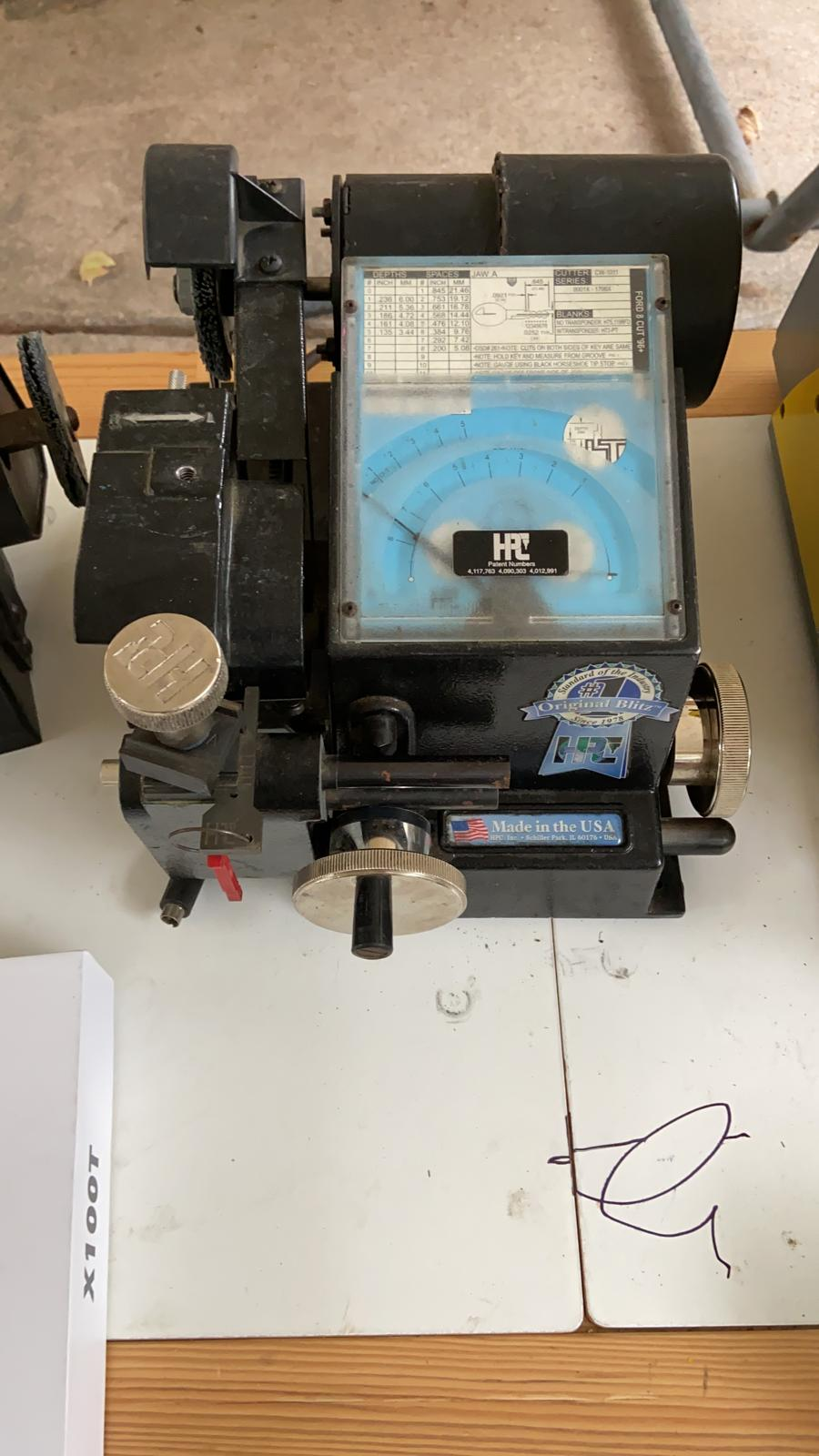 car key replacement - locksmith kirkwood mo'