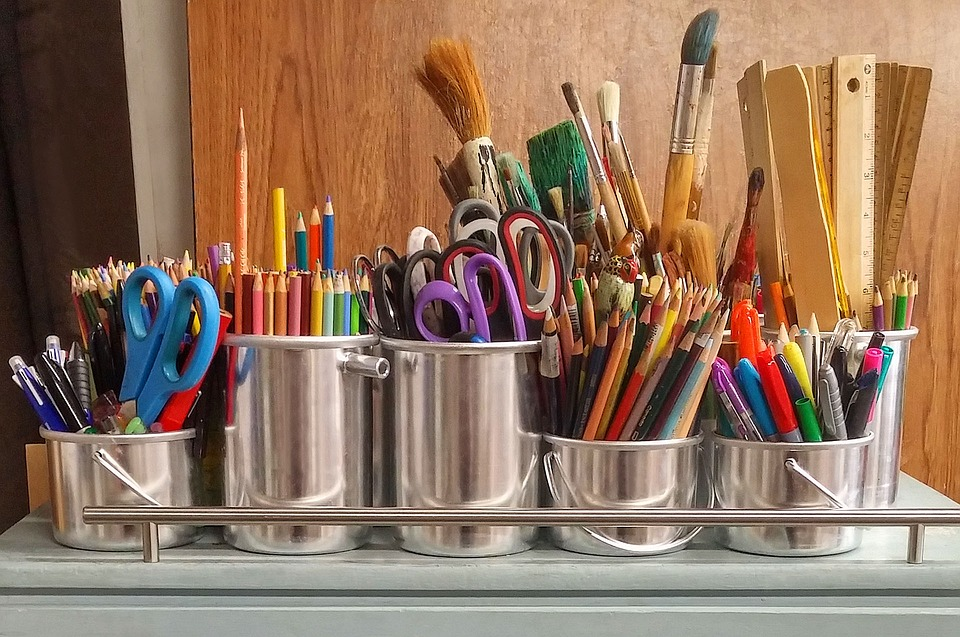 K-12 Arts and Crafts Material Market
