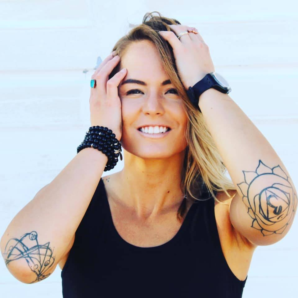 Company Logo For Elizabeth April'