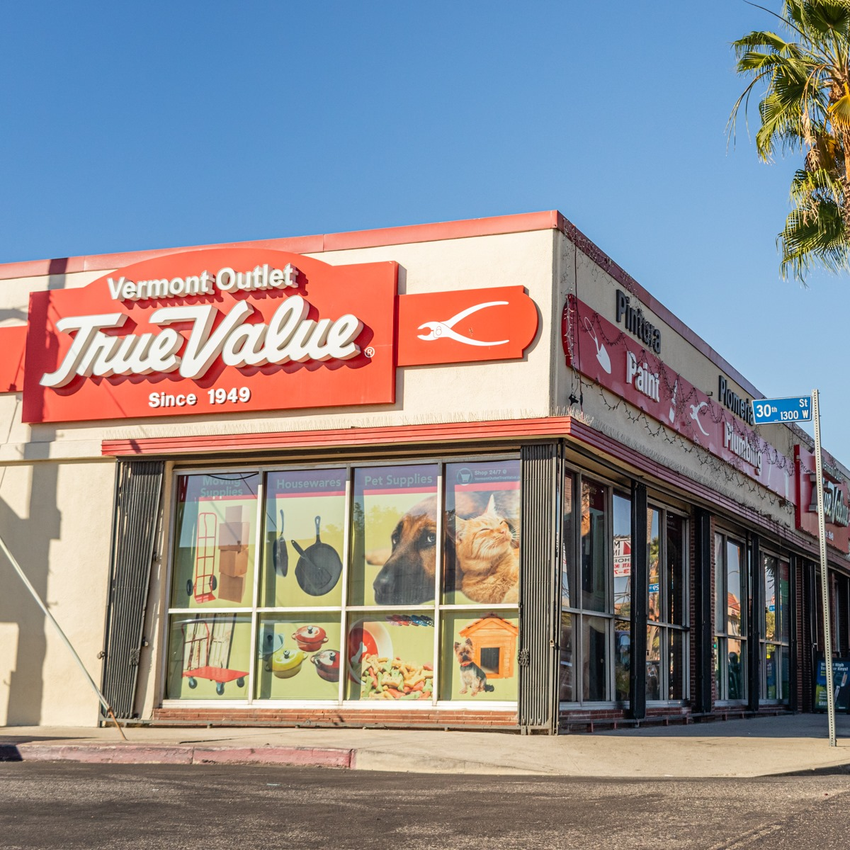Company Logo For Vermont Outlet True Value'