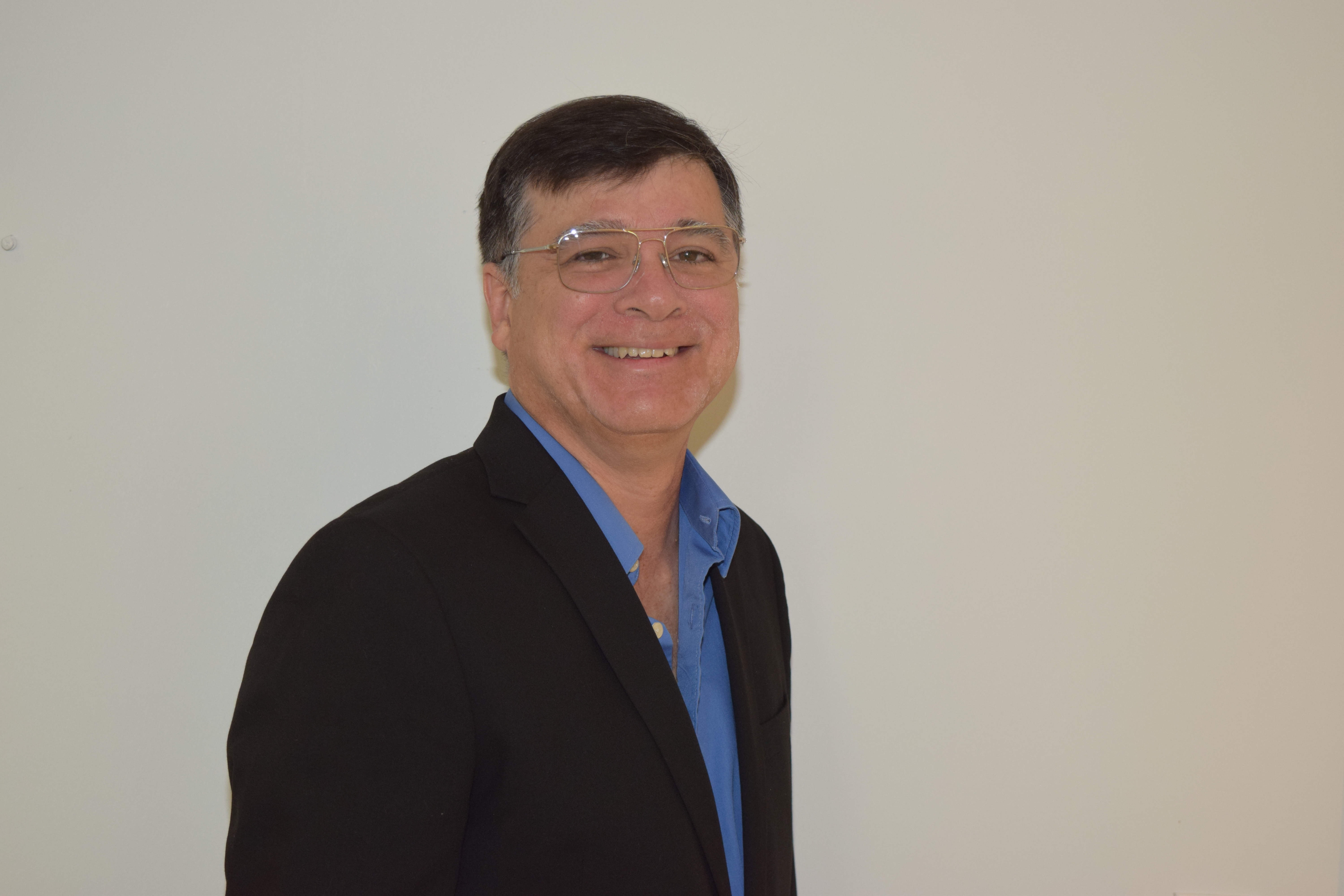 Luis Hernandez'