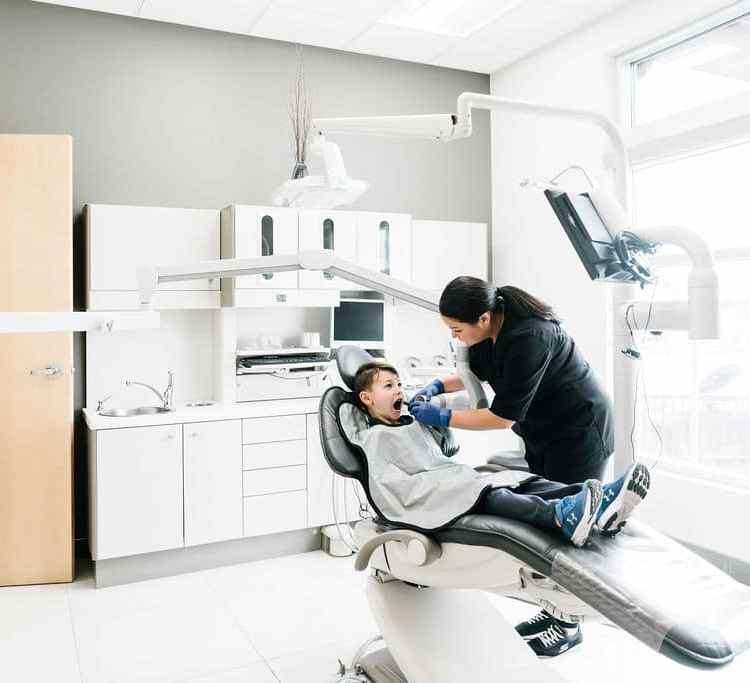 Tooth Implants'