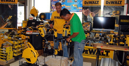 Ruangsangthai Hardware Store'