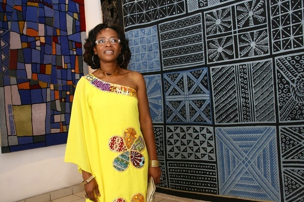 Africa On the Floor'