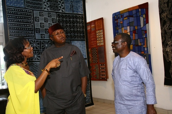 Africa On the Floor'