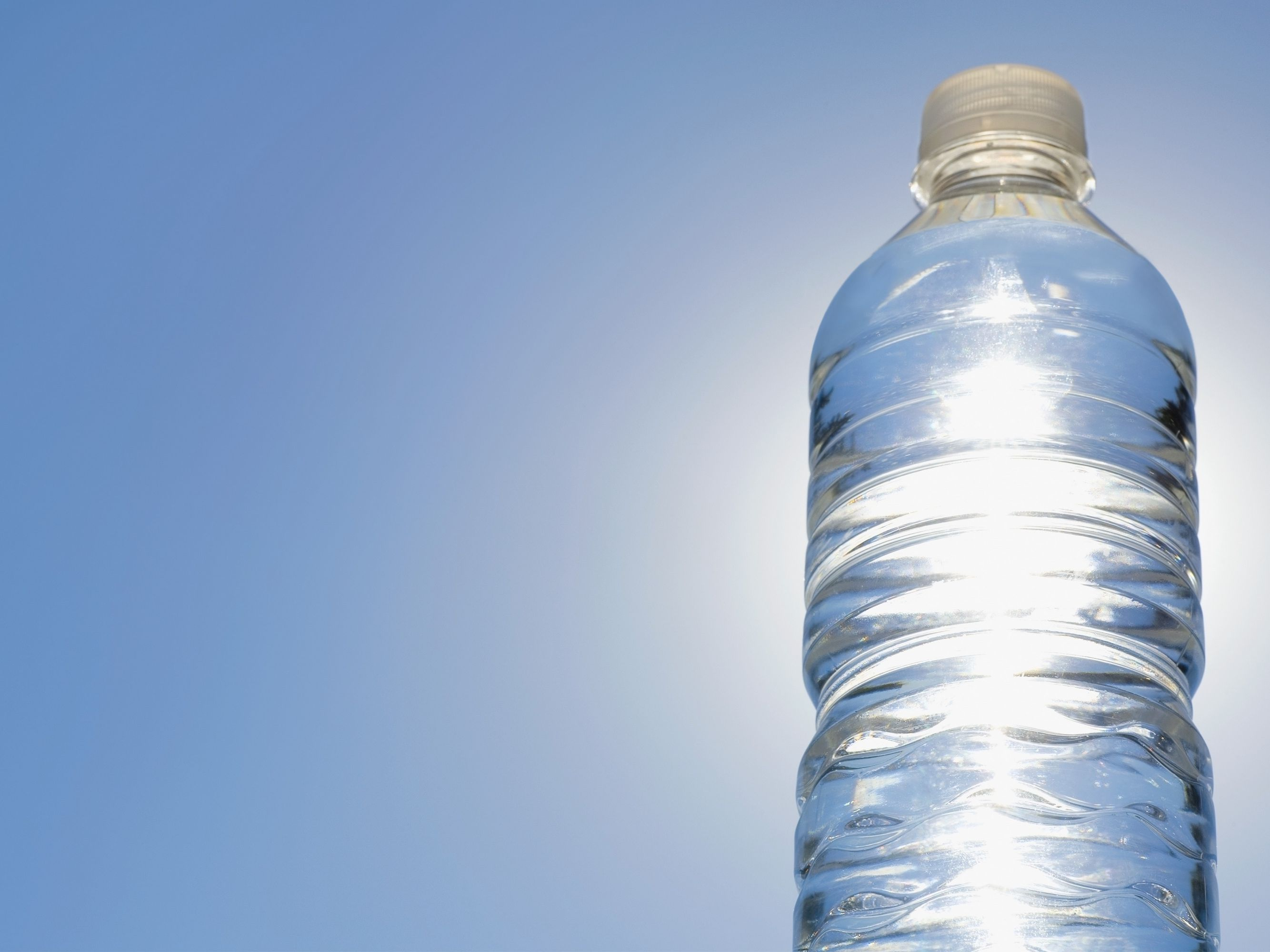 Disposable Water Bottle Market'