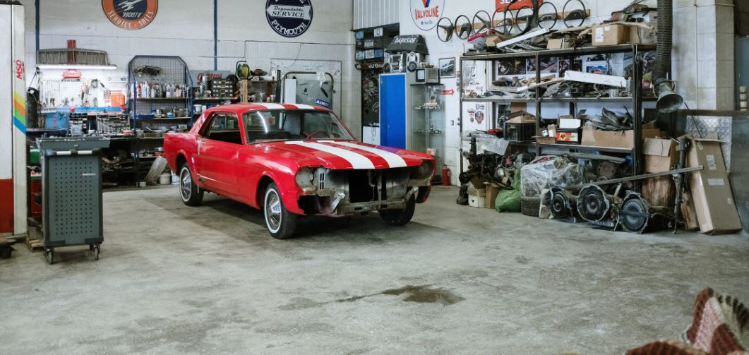 Auto Body Repair Shop'