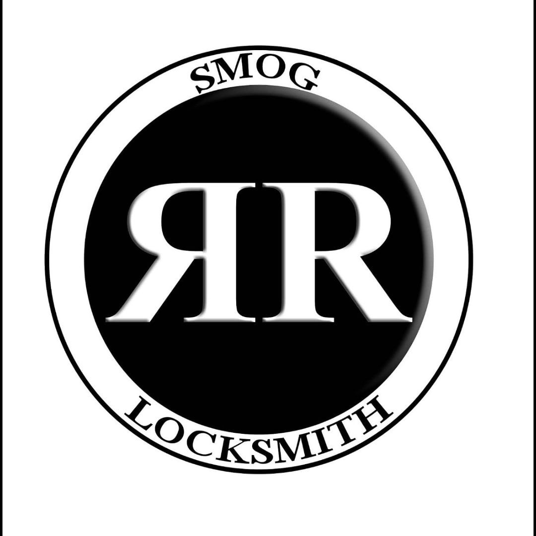 R & R Smog Shop/Locksmith Logo