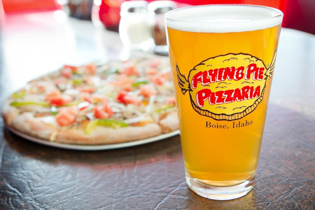 Flying Pie Pizzaria- Nampa Logo