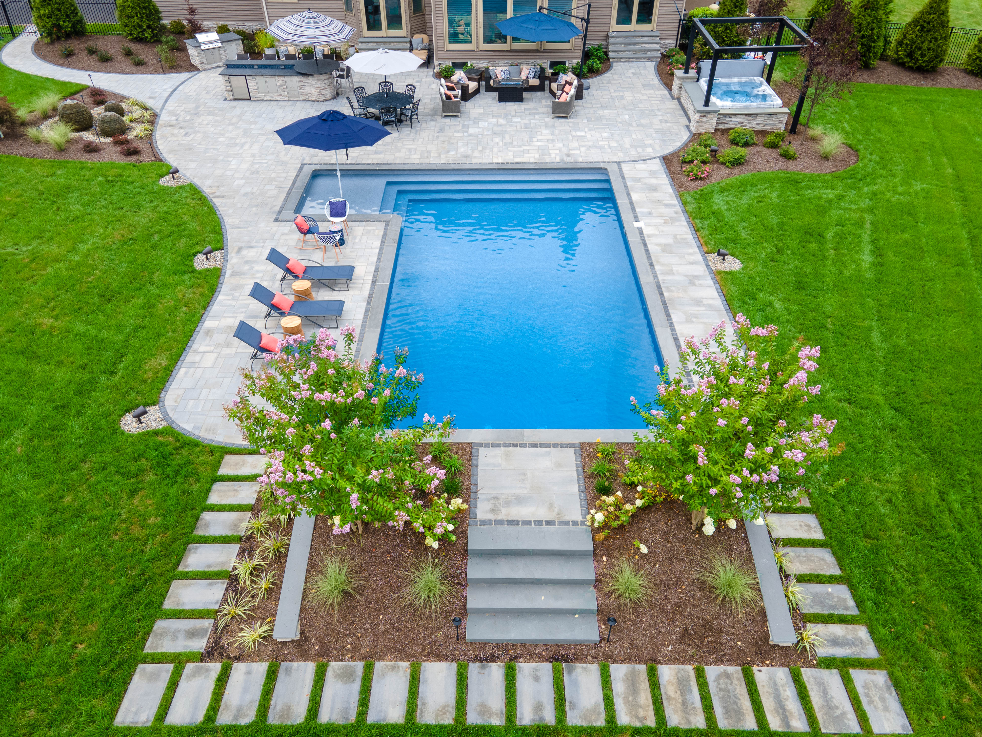 Vinyl Pool Construction'