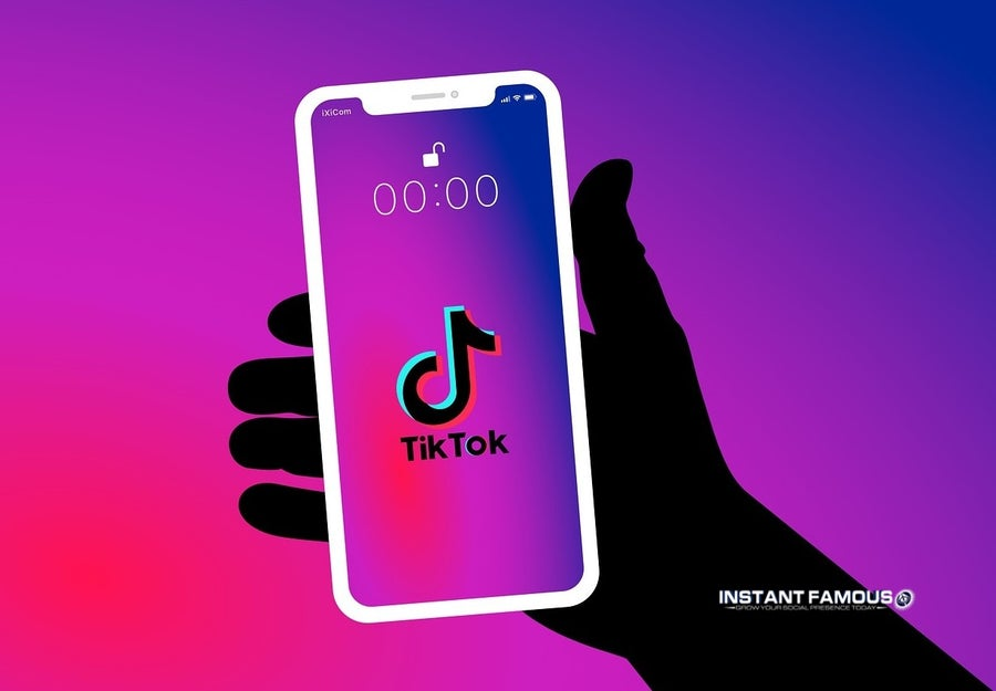 Company Logo For Instant Famous'