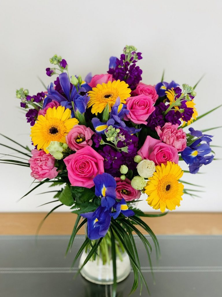 Company Logo For Busy Bees Florist'