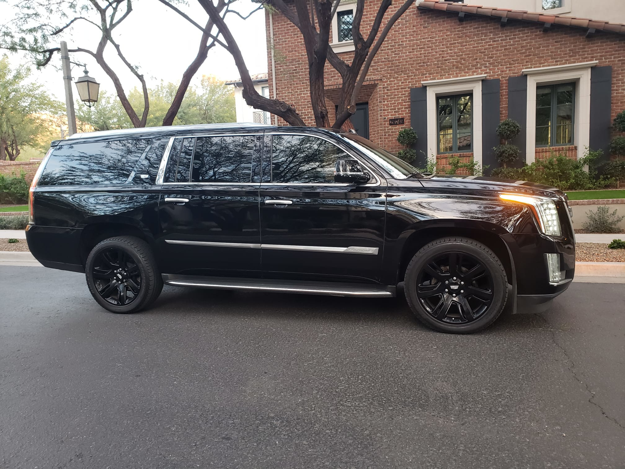 PHX Limos &amp; Airport Car Service'