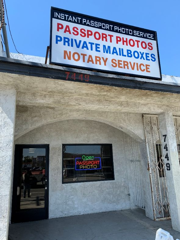 Canadian Passport Photos'