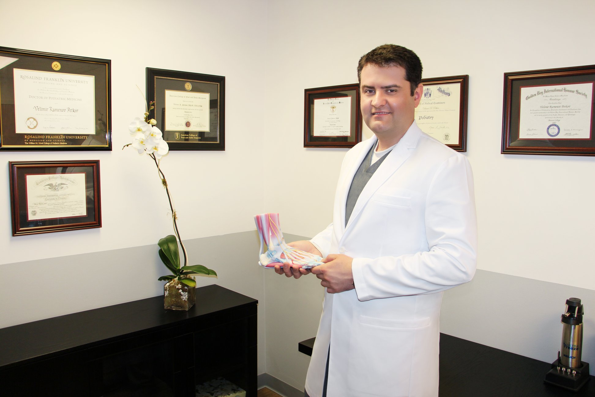Dr. Velimir Petkov, DPM'