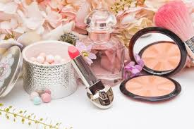 Premium Cosmetics Market