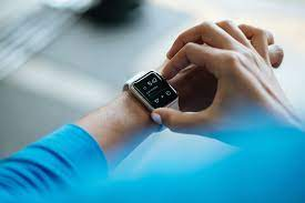 Smart Wearable Devices Market