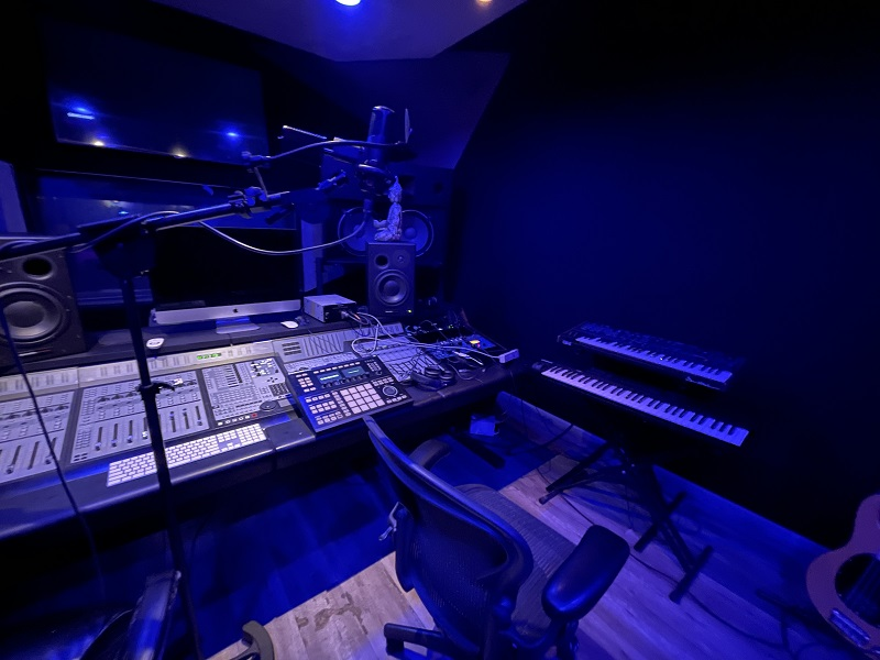 Music recording studio'