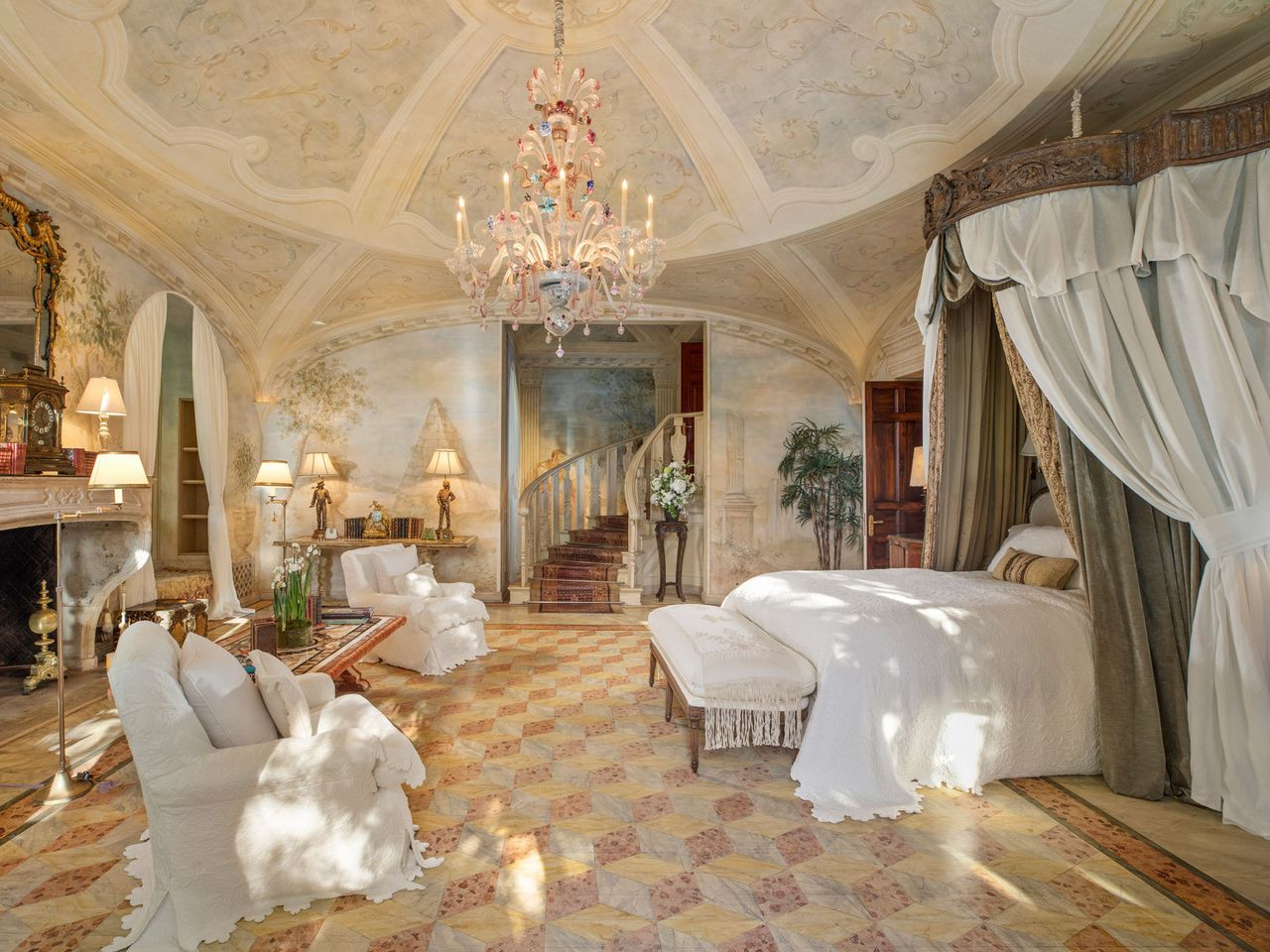 Howard Ruby Estate Sale