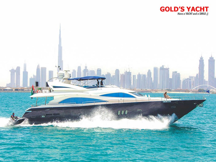 Gold's Yacht'