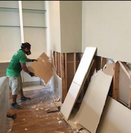 water damage restoration sunrise fl'