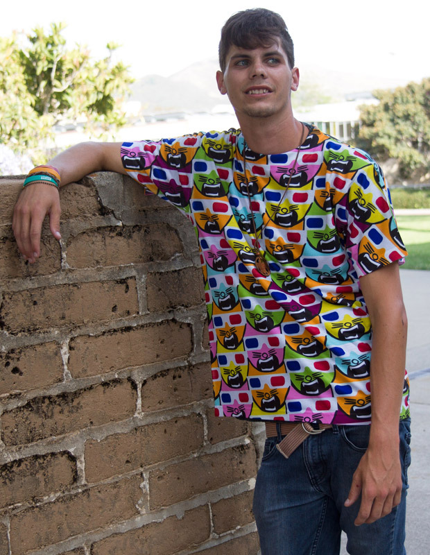 Vibrant Tees'