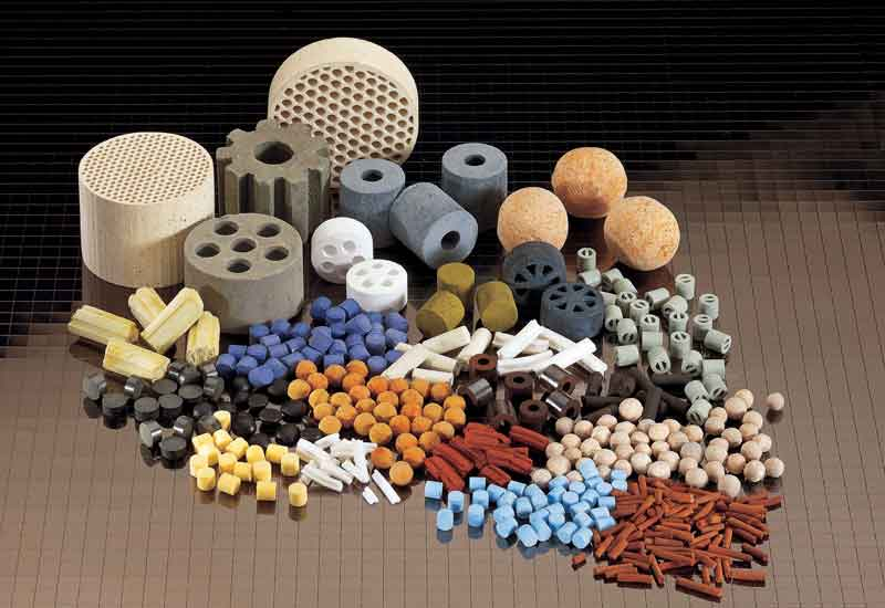 Petrochemical &amp; Refining Catalysts Market