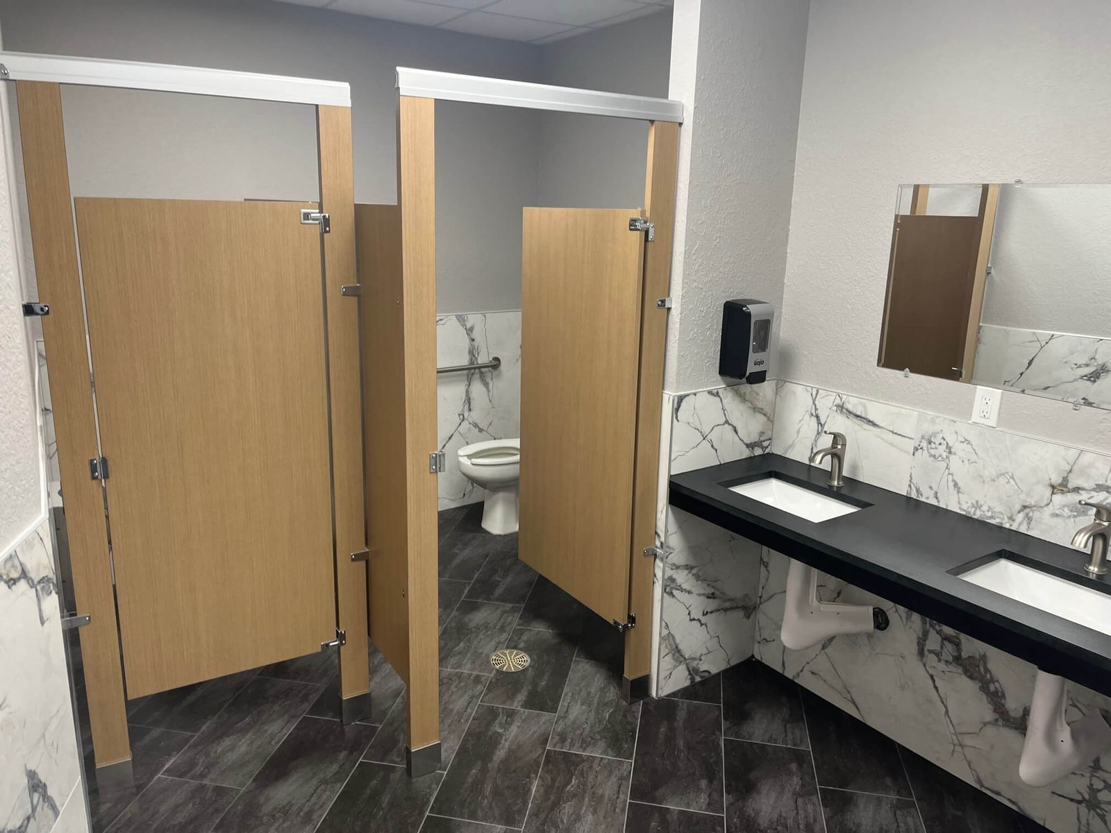 Build Out Contractors St Pete'