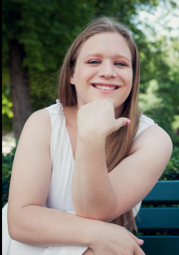 Danielle Faith: The Ultimate Blogger'