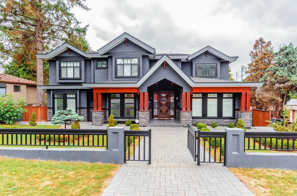Fence Contractor,'