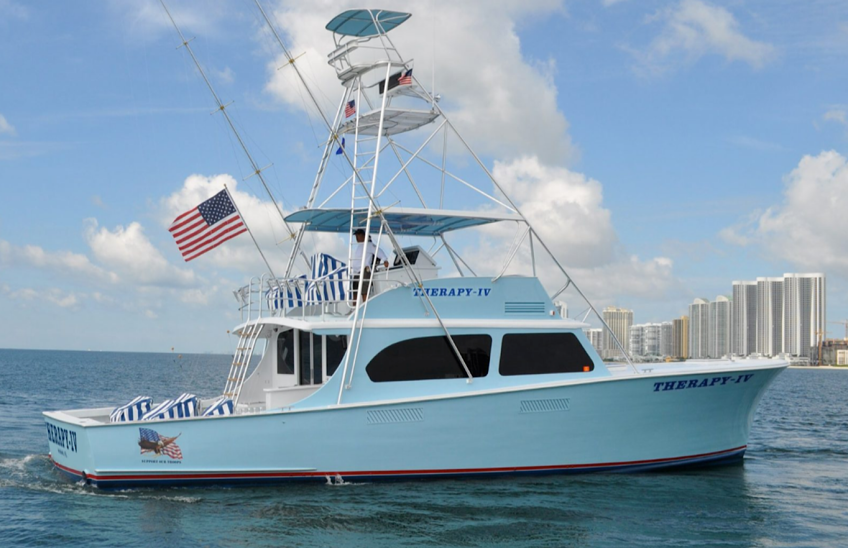Book Your Miami Deep Sea Fishing Charter With Therapy IV'