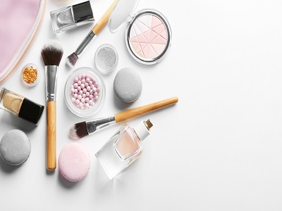 Women Cosmetics Market'