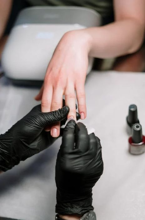 Company Logo For Color Nails &amp;amp; Spa'