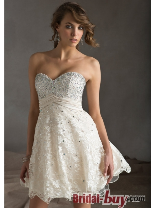 Bridal-buy.com Announces Discounted Prices on its Homecoming'