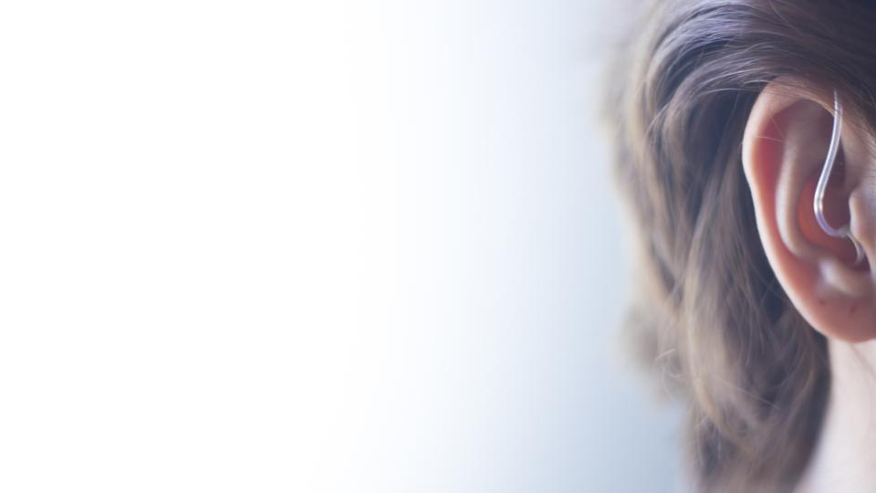 Adult Hearing Aids Market