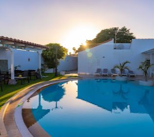 Top Notch Pool Service Sacramento Logo