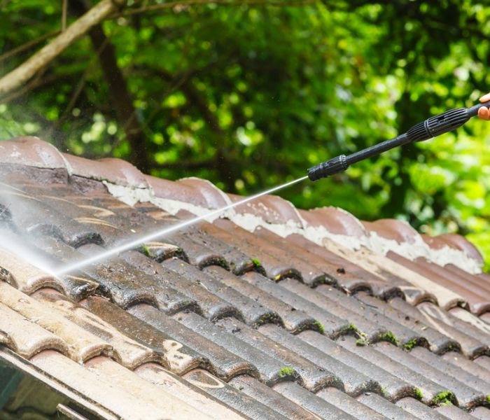cleaning a dirty tile roof in Cape Coral FL'