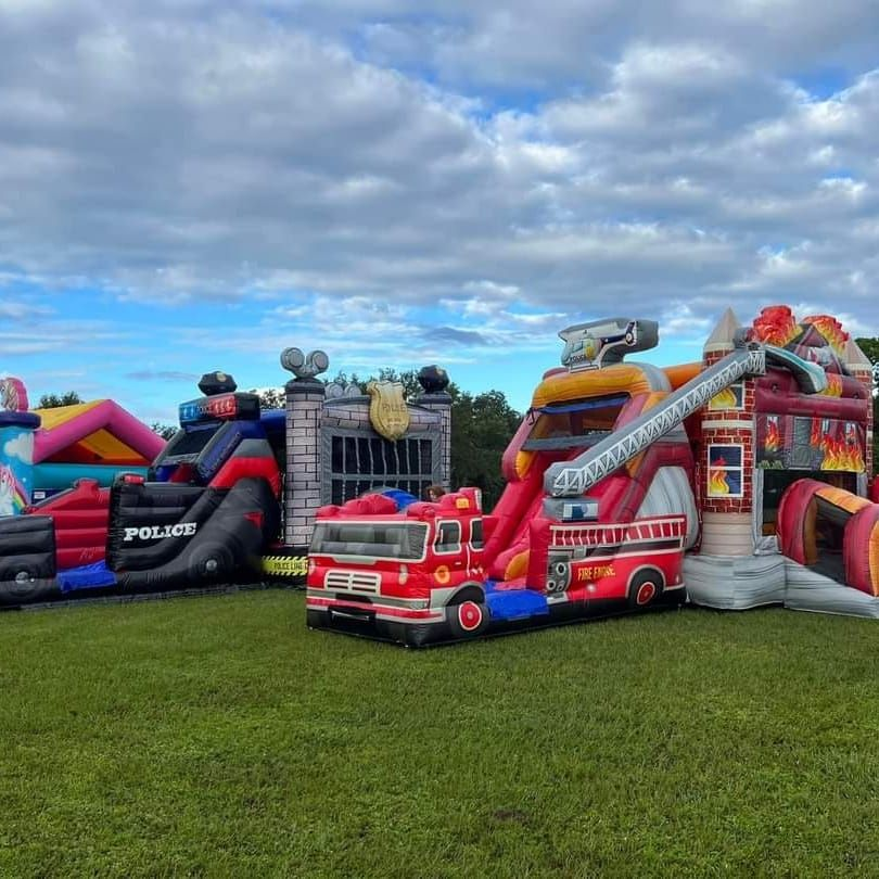 Company Logo For Cool Cat Bounce House'