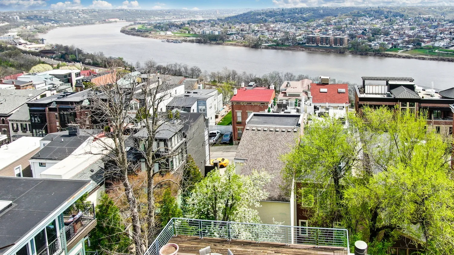 Luxury Real Estate Cincinnati'