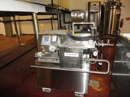 MODEL 500 WAUKESHA CHERRY BURREL HOMOGENIZER'