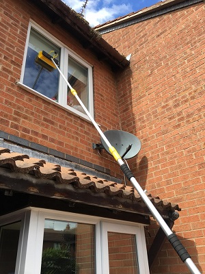 Window Cleaning Poles UK Logo